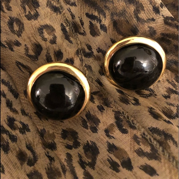 Vintage Black Round Pierced Earrings